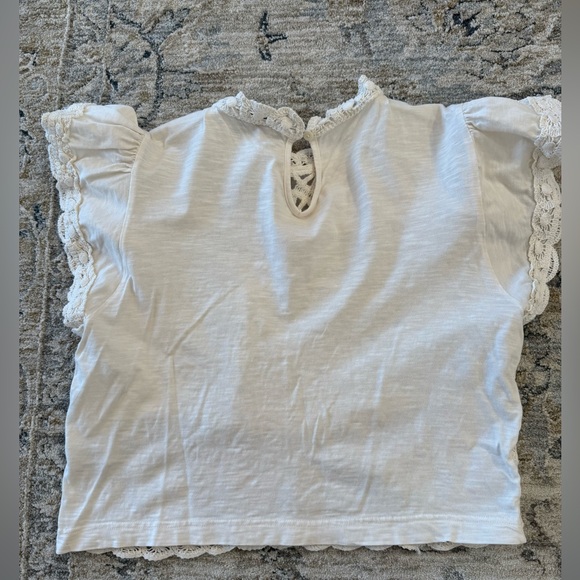 Plato Dori Ruffle Sleeve lace Crochet Top - Picture 2 of 13